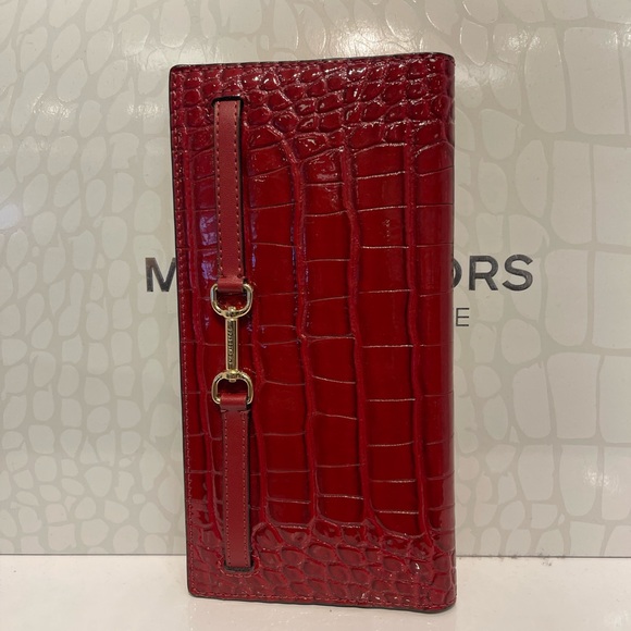 MICHAEL KORS Carson Large Snap Crocodile Embossed Bifold Wallet
Cherry 
NWT - Picture 10 of 16